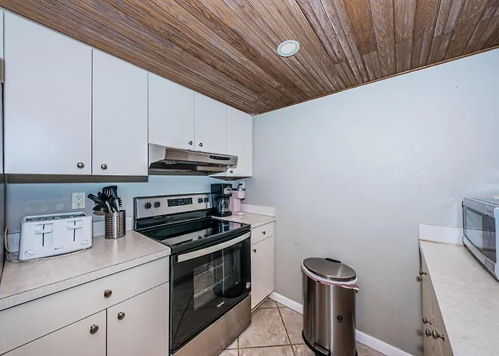 Hotel Villas Of Clearwater - Unit A1 *